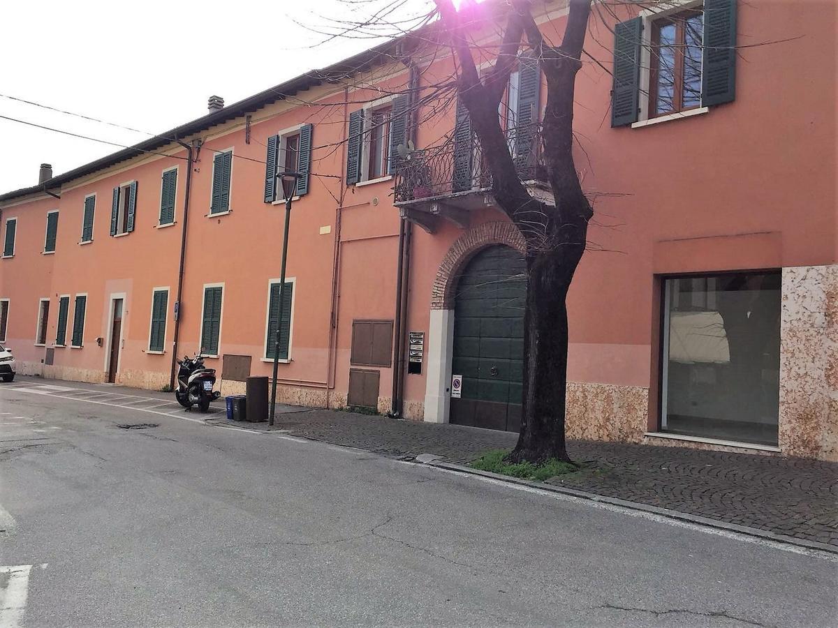 Desenzanoloft Le Chateau De Margot Desenzano del Garda Dış mekan fotoğraf